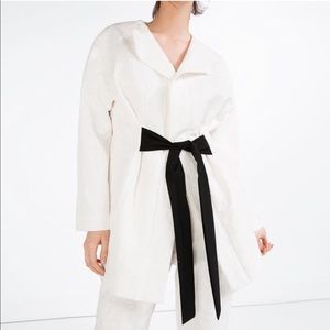 Zara White Jacquard Blazer With Black Belt Size L